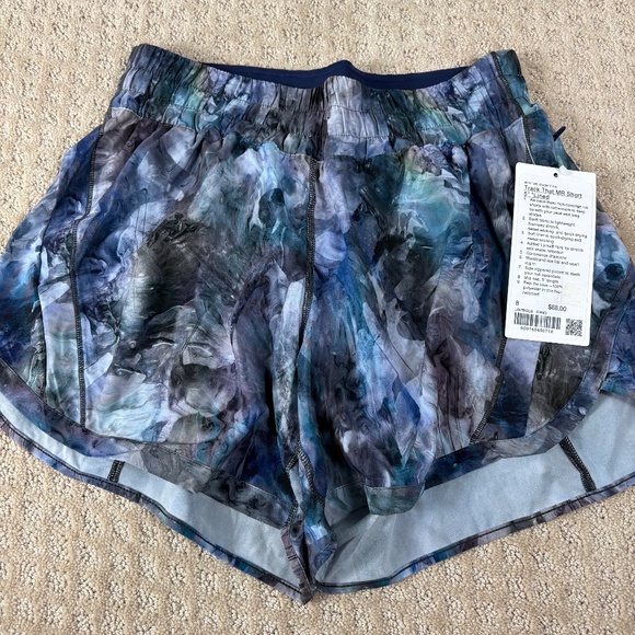 Lululemon | Track That MR Short 5" Lined - Picture 6 of 8